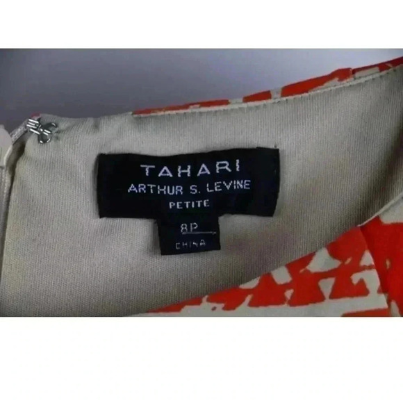 EUC Tahari faux wrap style dress sz  8 Pet - Picture 2 of 3
